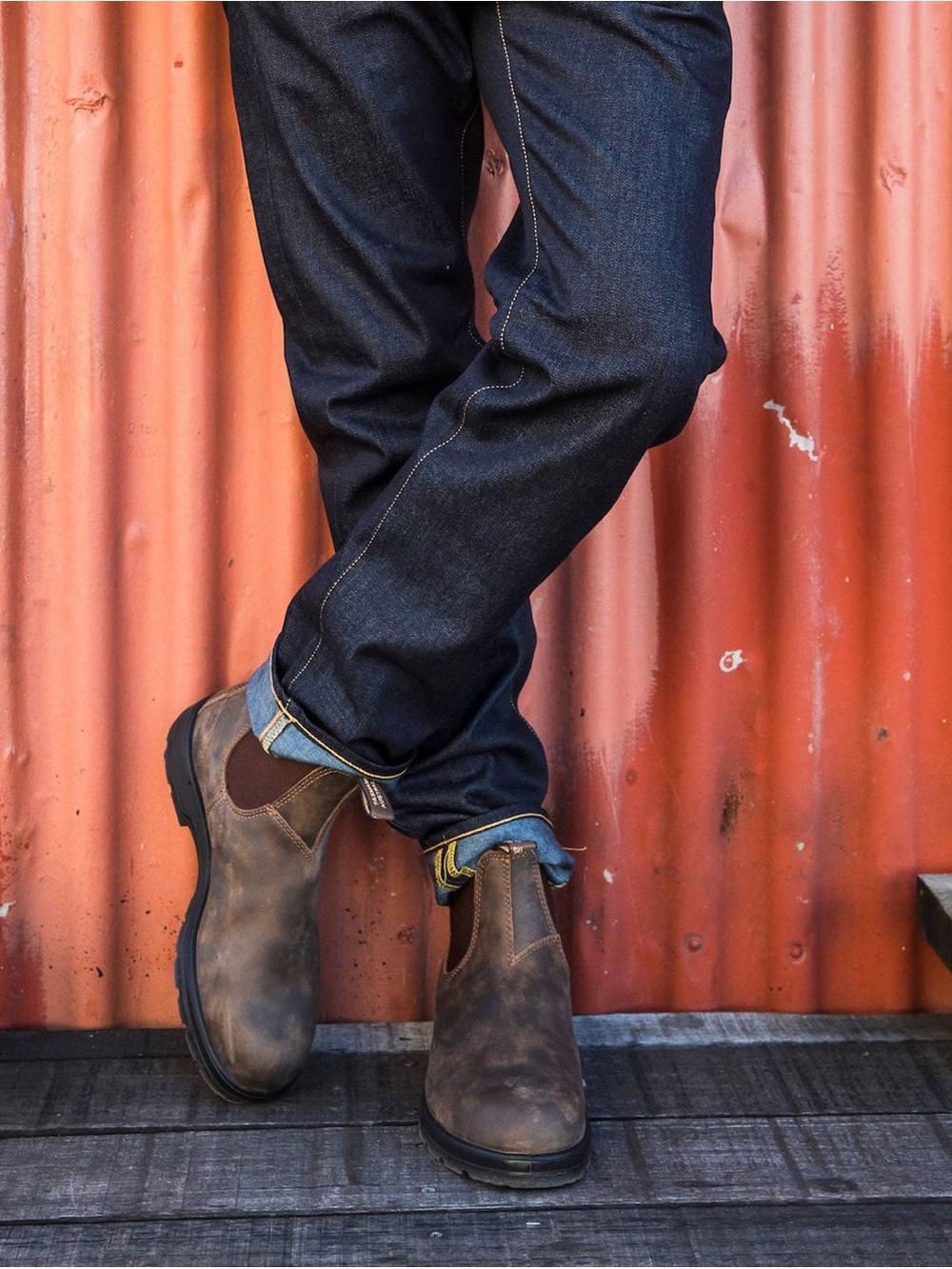 Blundstone Classics #585 - Rustic Brown Leather Chelsea Boots